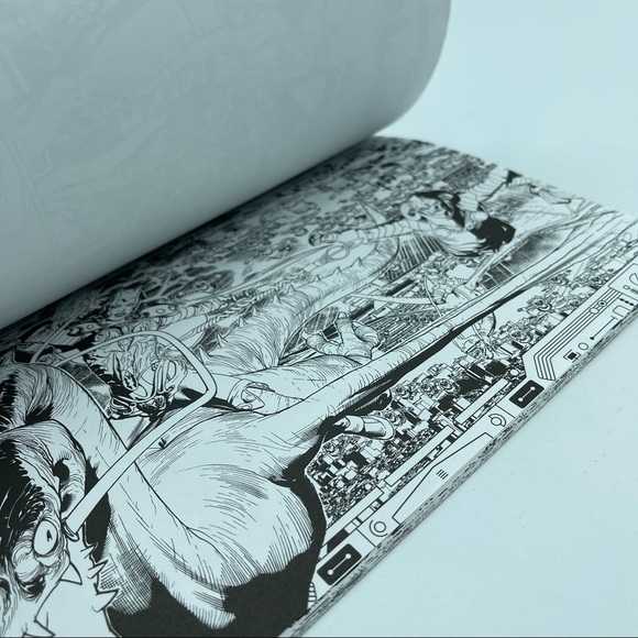 Marvel Color Your Own Age of Ultron Book - Picture 6 of 9